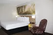Days Inn by Wyndham Forest - Second Medium