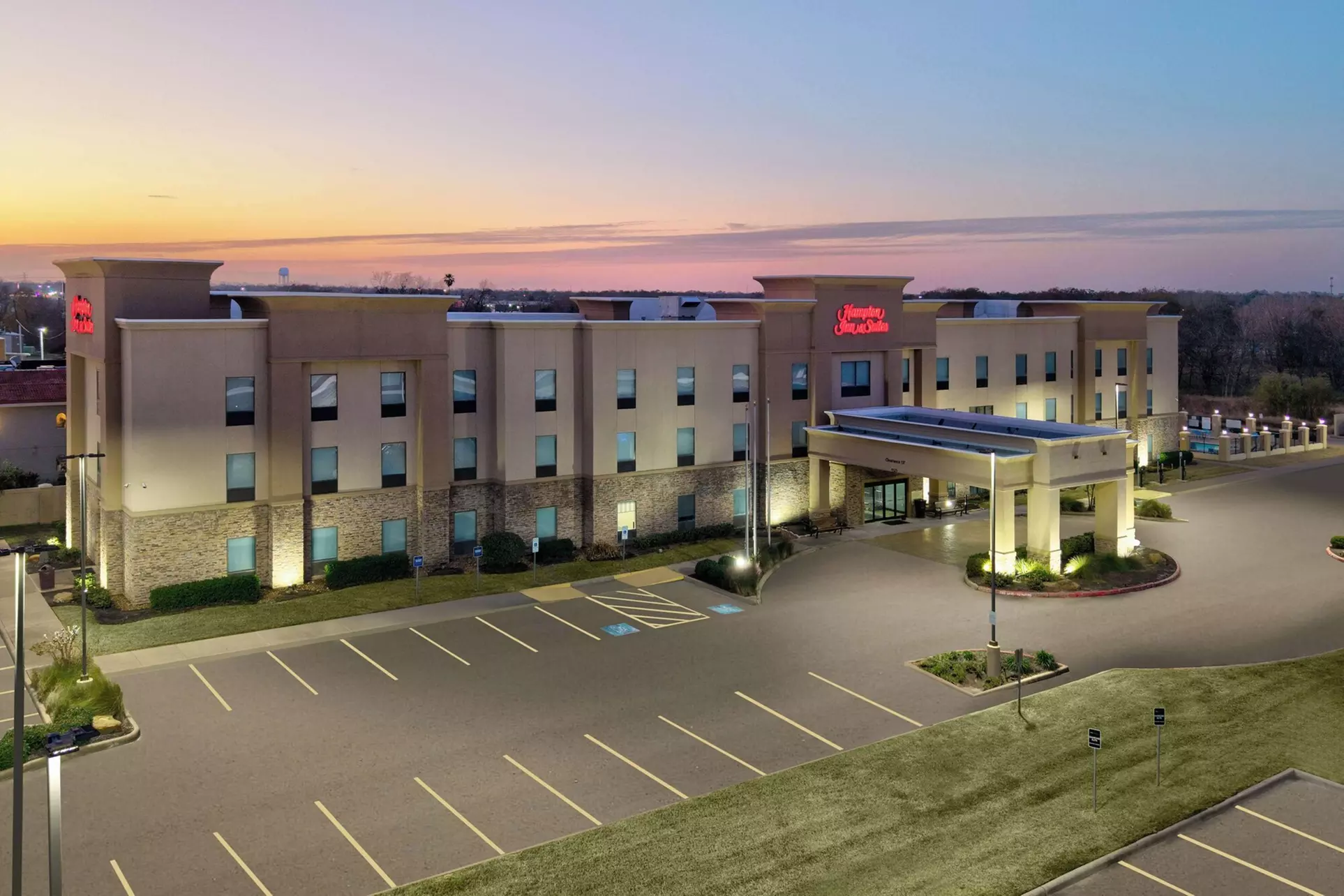 Hampton Inn & Suites Lake Jackson-Clute - Primary Image