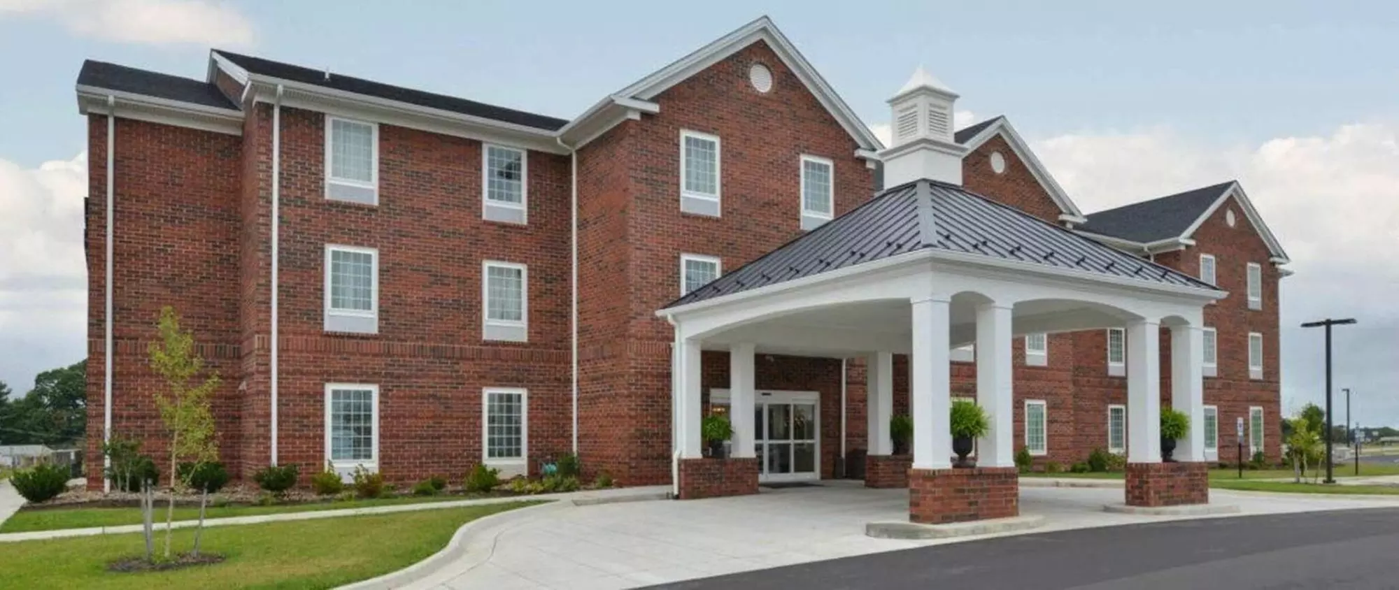 Appomattox Inn and Suites - Primary Image
