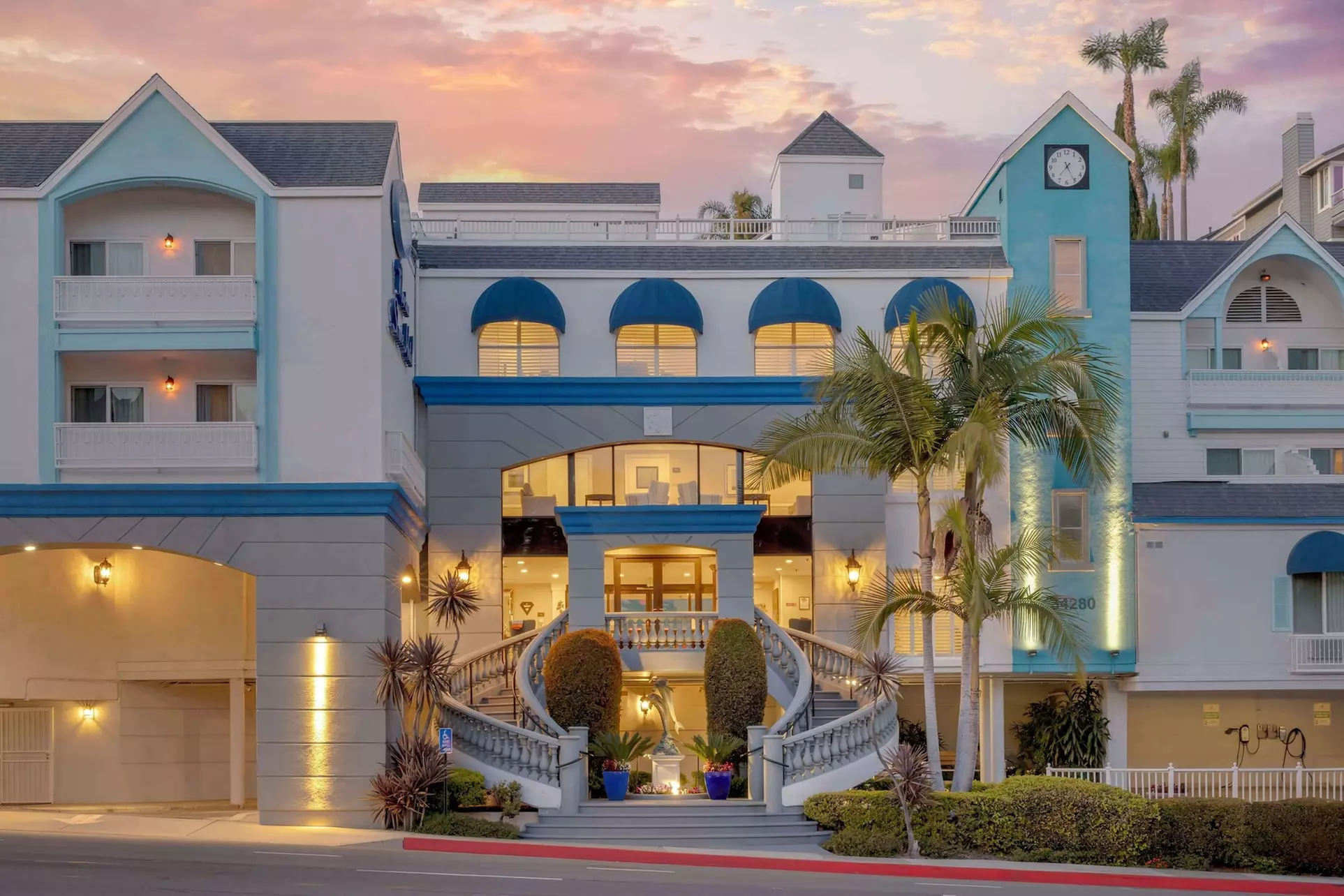 Best Western Plus Marina Shores Hotel - Primary Image