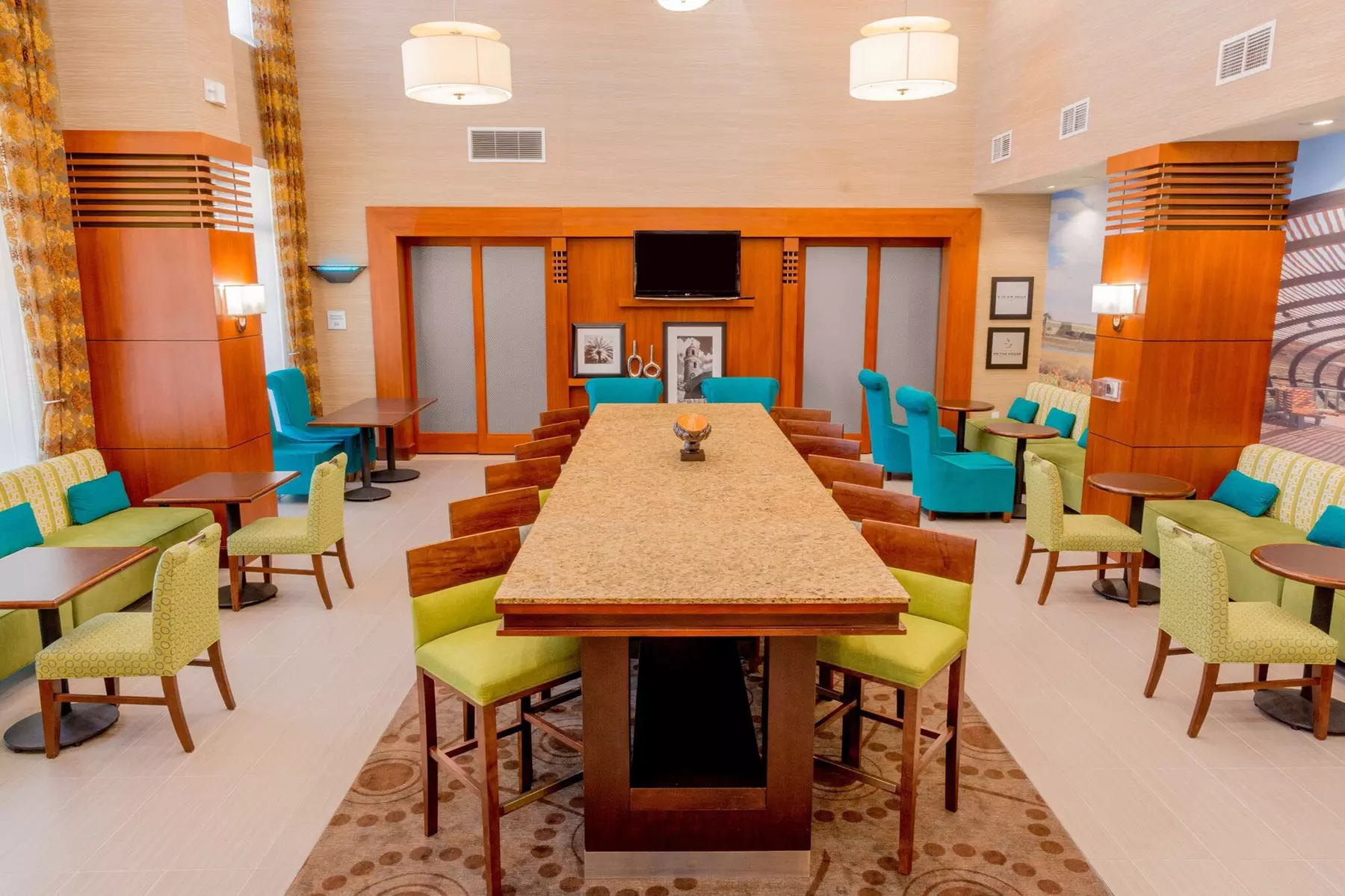 Hampton Inn & Suites Riverside/Corona East - Primary Image