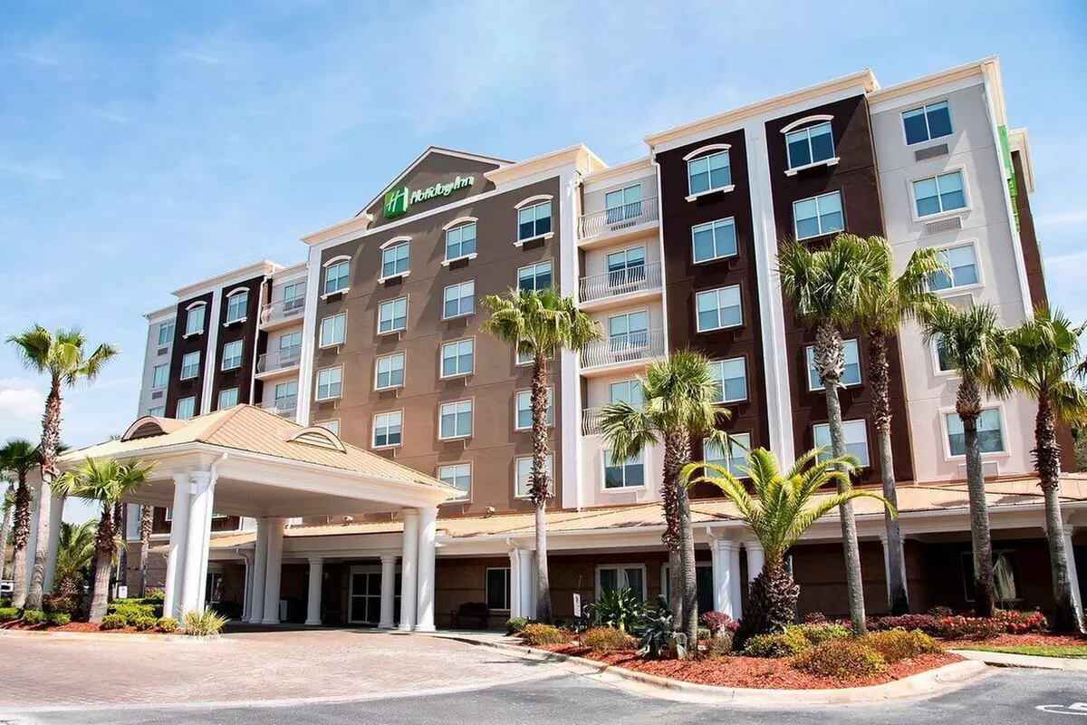 Holiday Inn & Suites Lake City by IHG - Primary Image