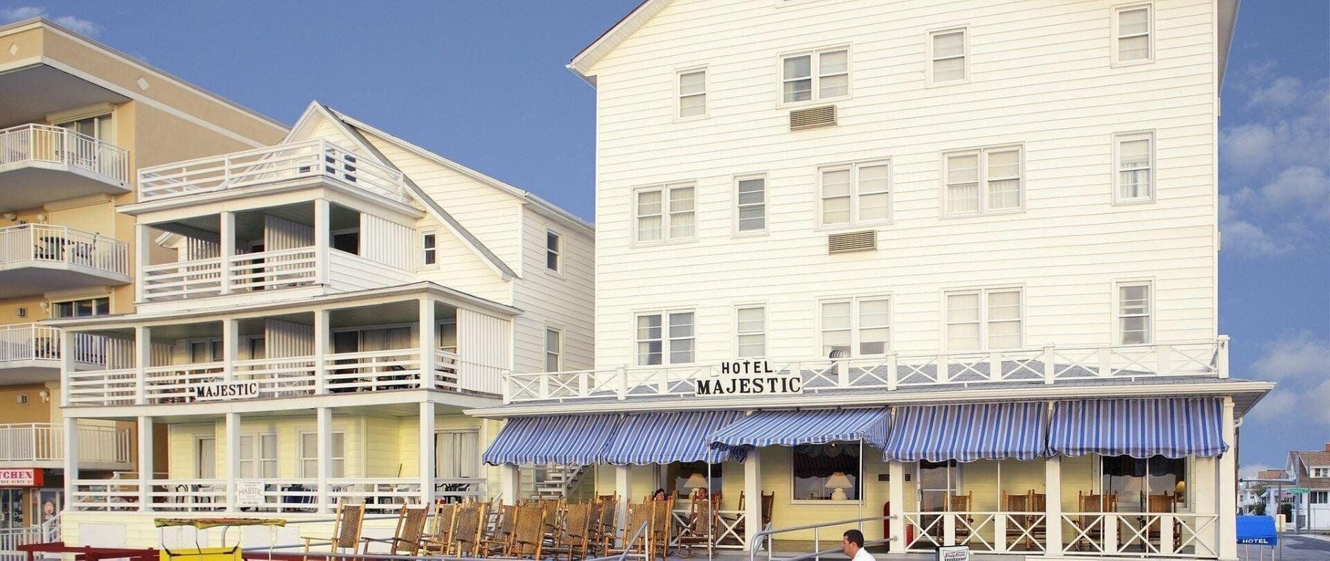 Majestic Hotel & Apartments