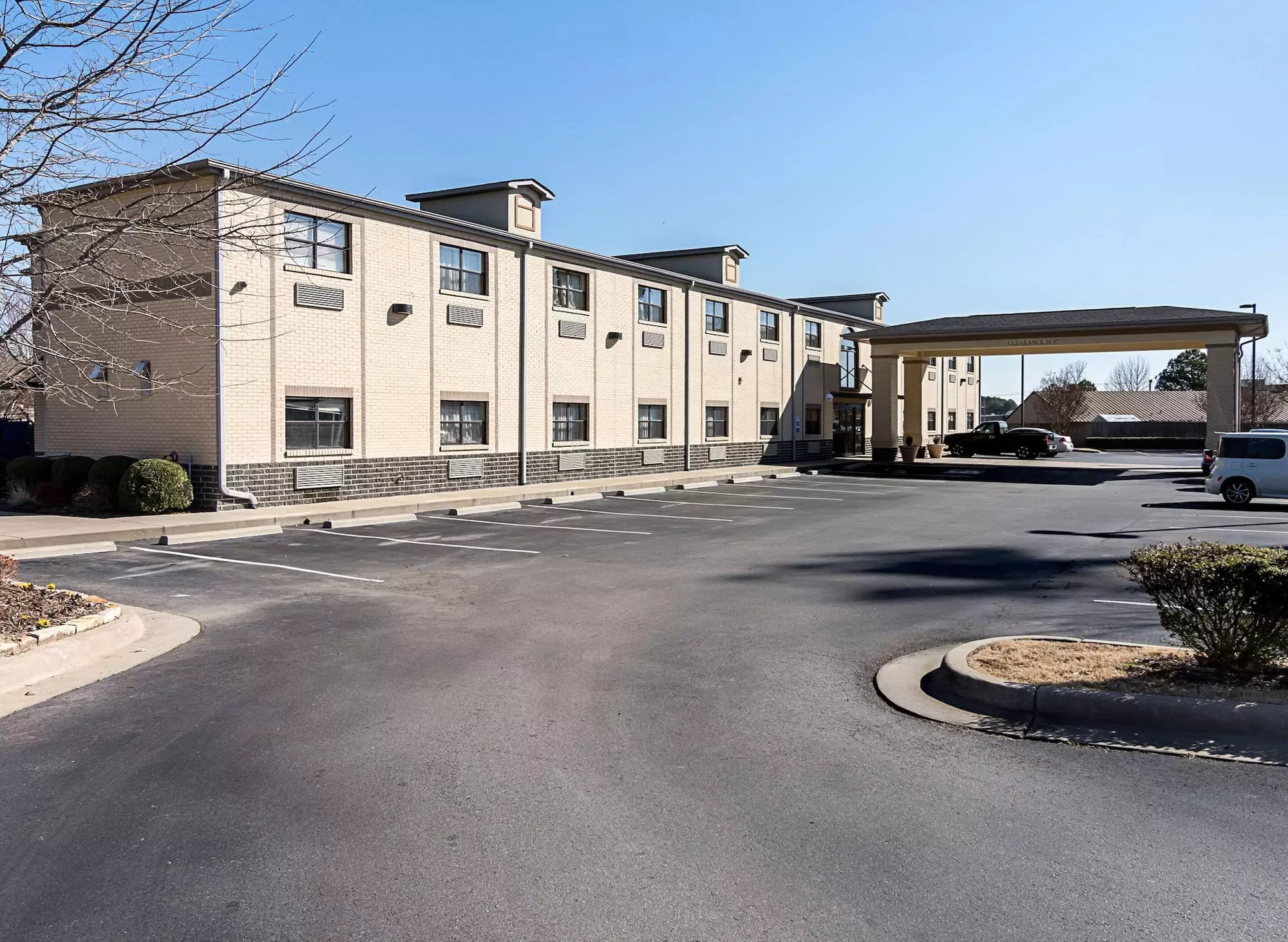 Econo Lodge Inn & Suites Little Rock SW - Primary Image