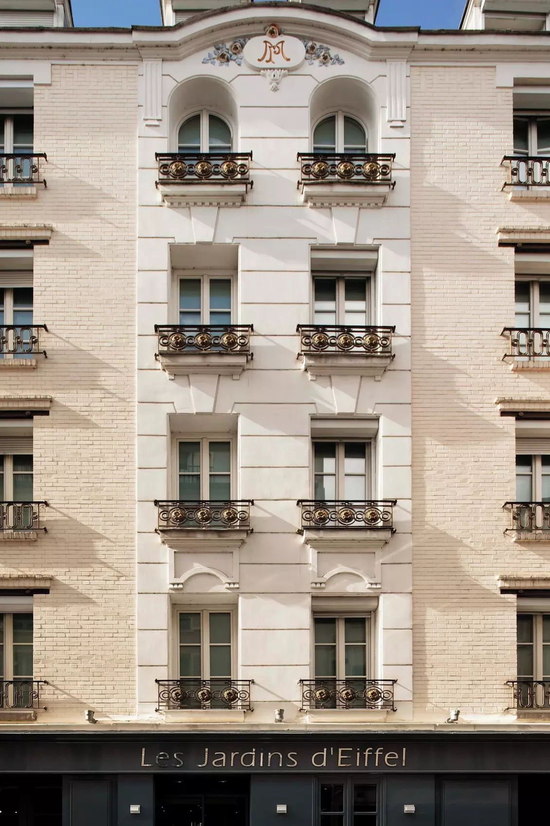 Les Jardins d'Eiffel - Primary Image