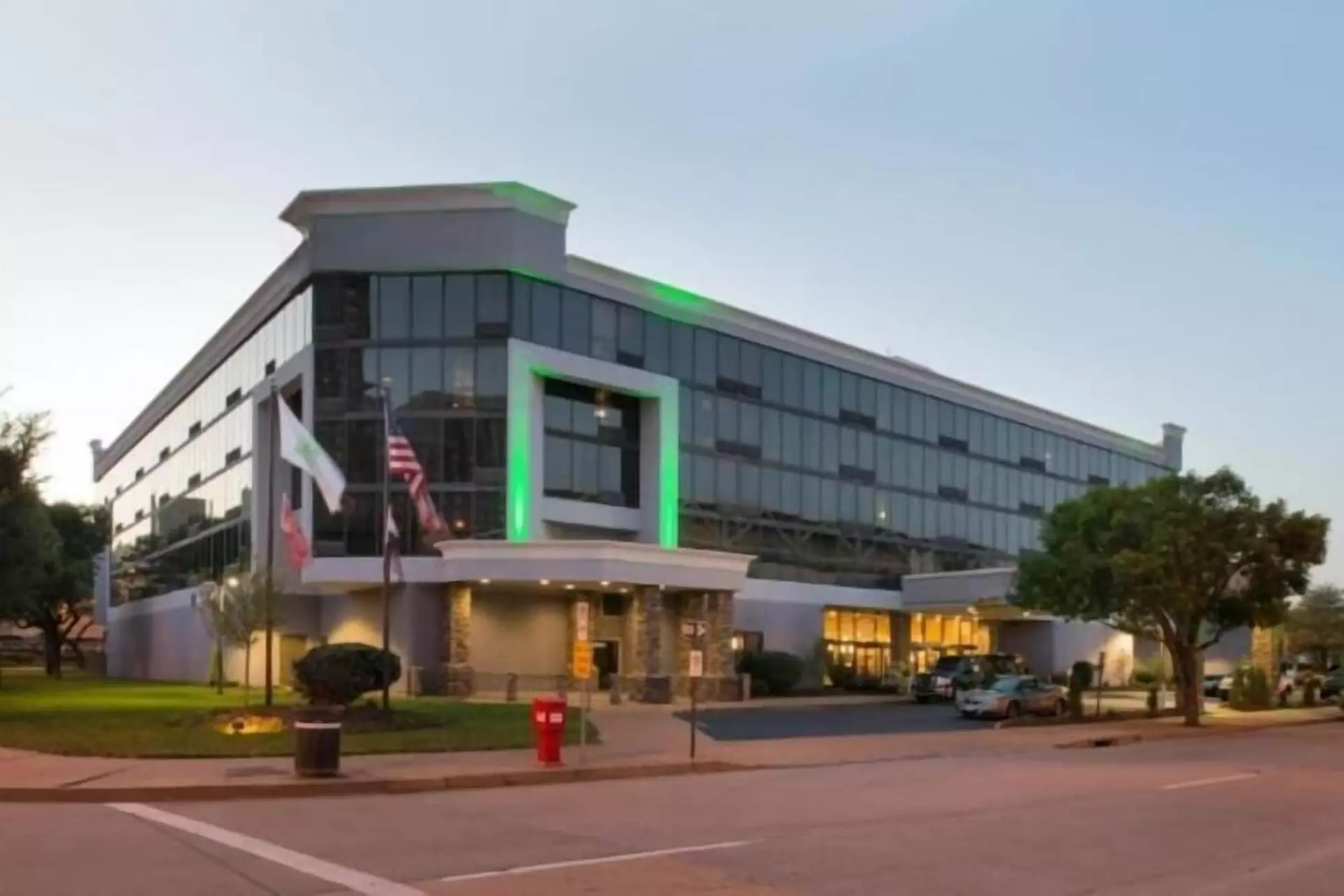 The Arch Convention Hotel - Primary Image
