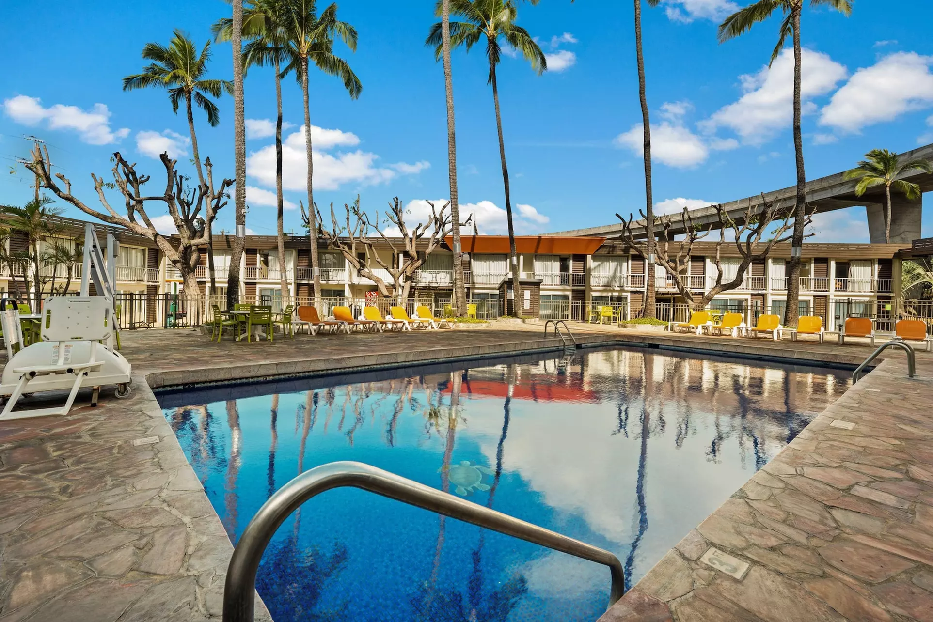 Best Western The Plaza Hotel Honolulu Airport - Primary Image
