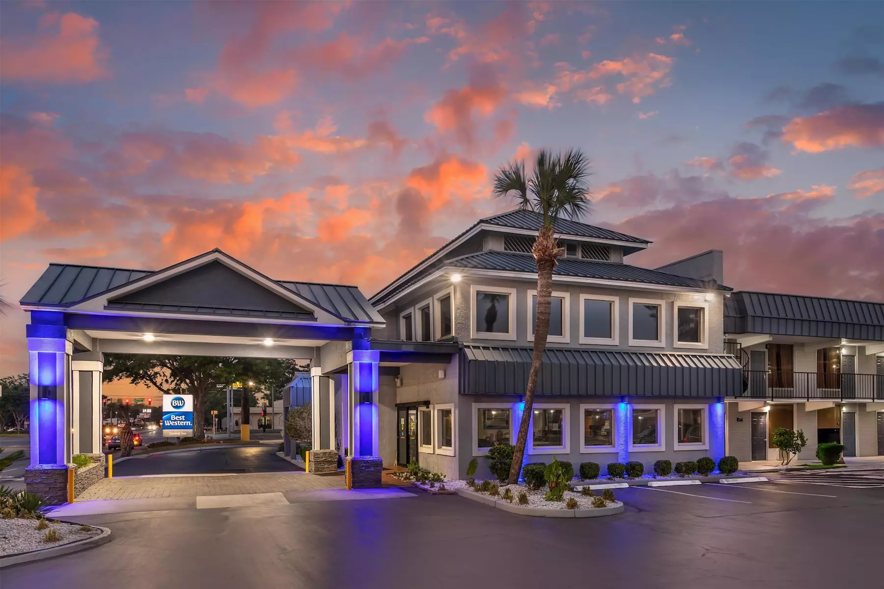 Best Western Central Inn - Primary Image