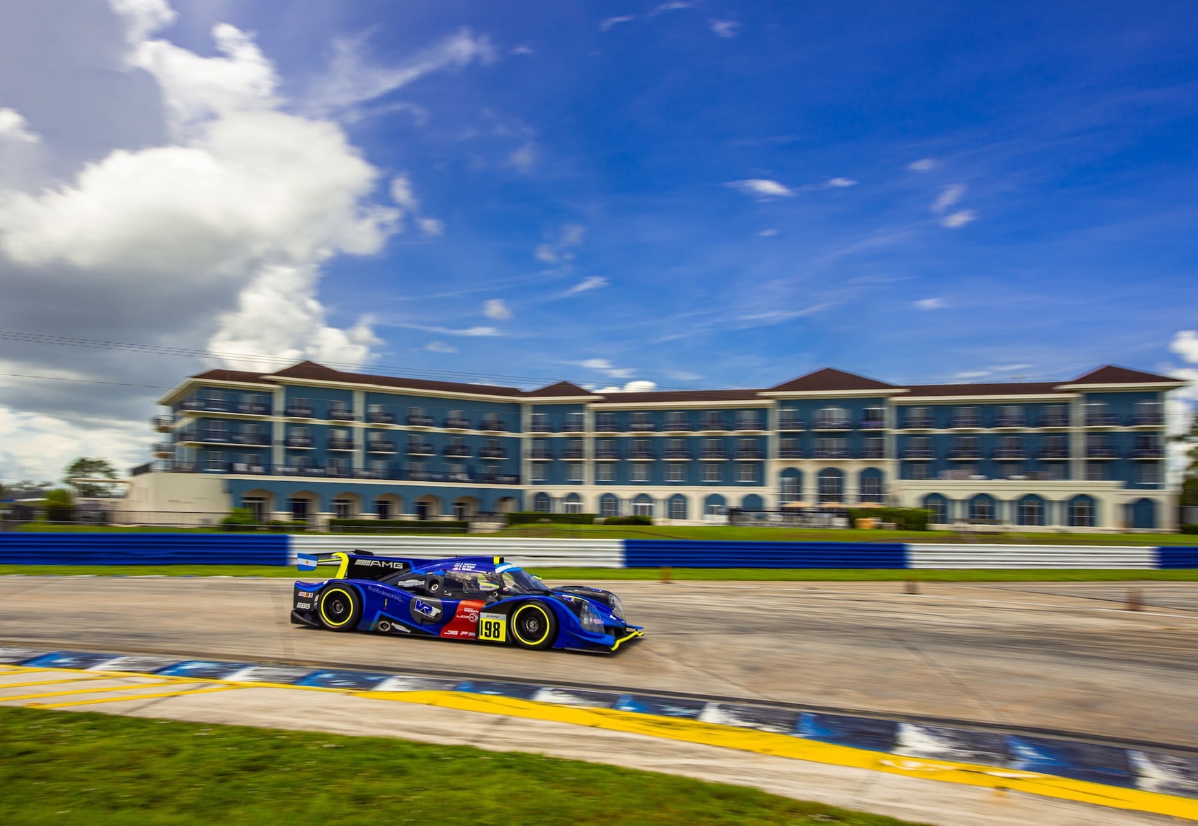 SEVEN Sebring Raceway Hotel