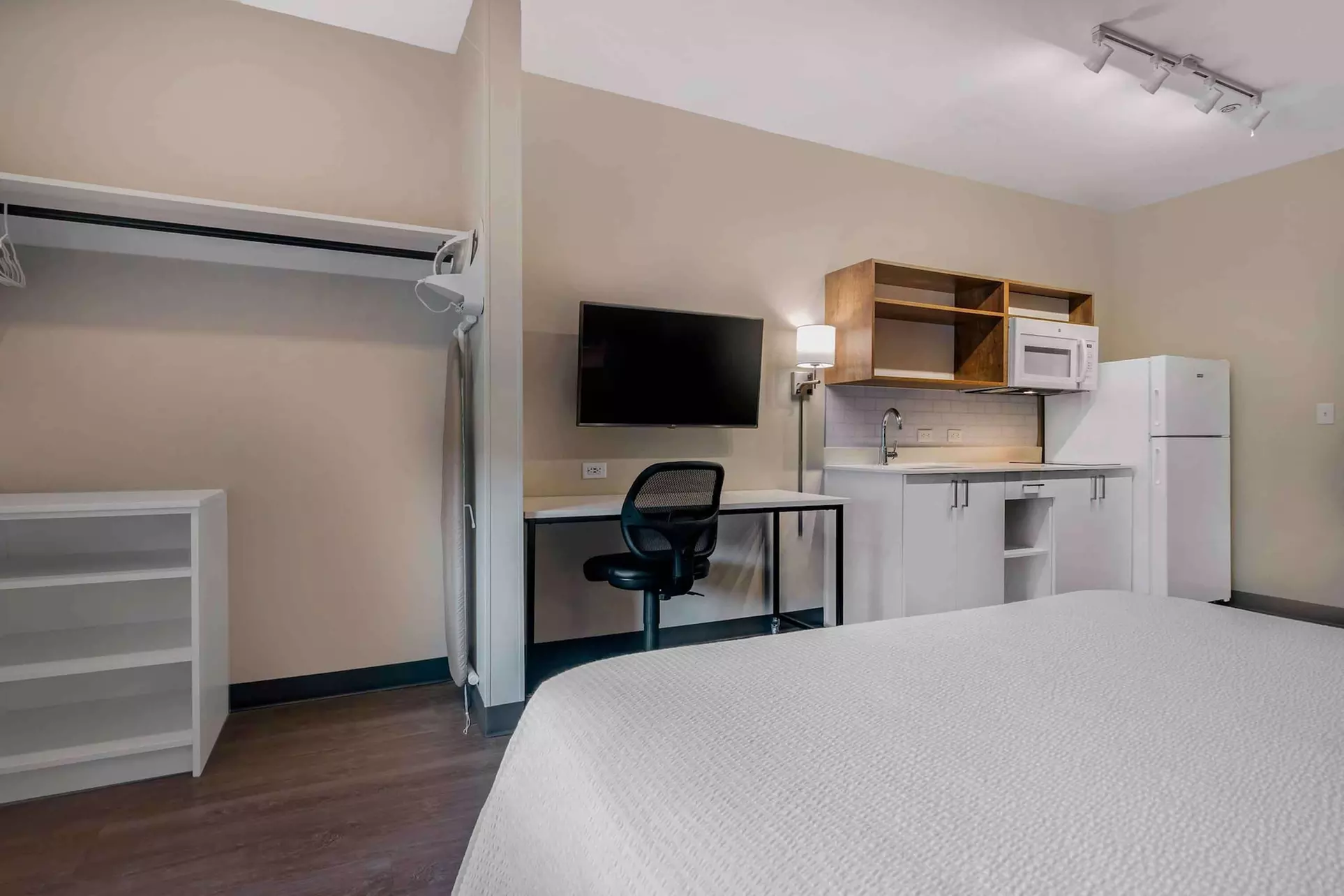 Extended Stay America Suites - Huntsville - Madison - Primary Image
