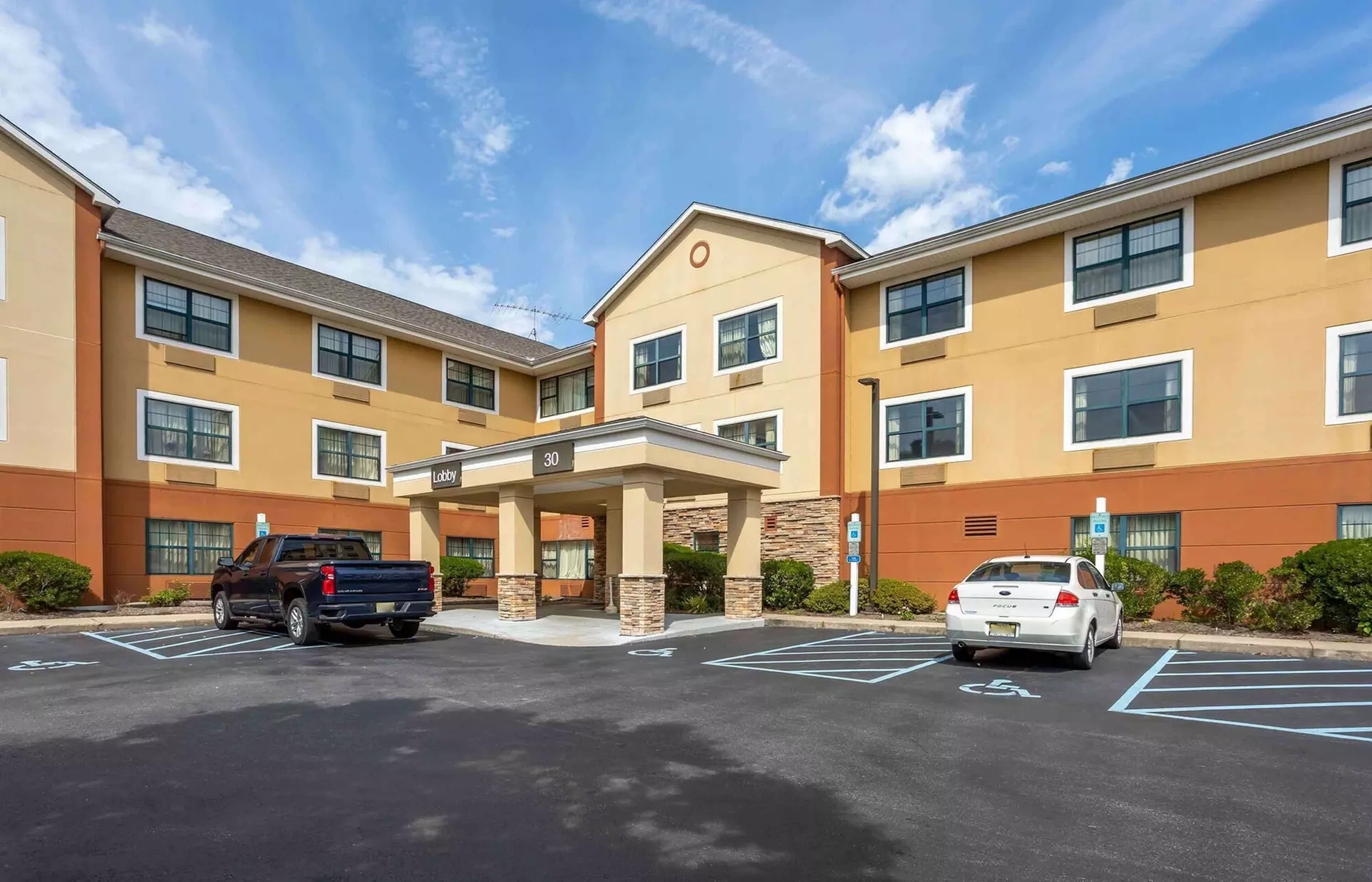 Extended Stay America Suites Somerset Franklin - Primary Image