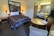 Super 8 by Wyndham Red Bluff - Second Medium