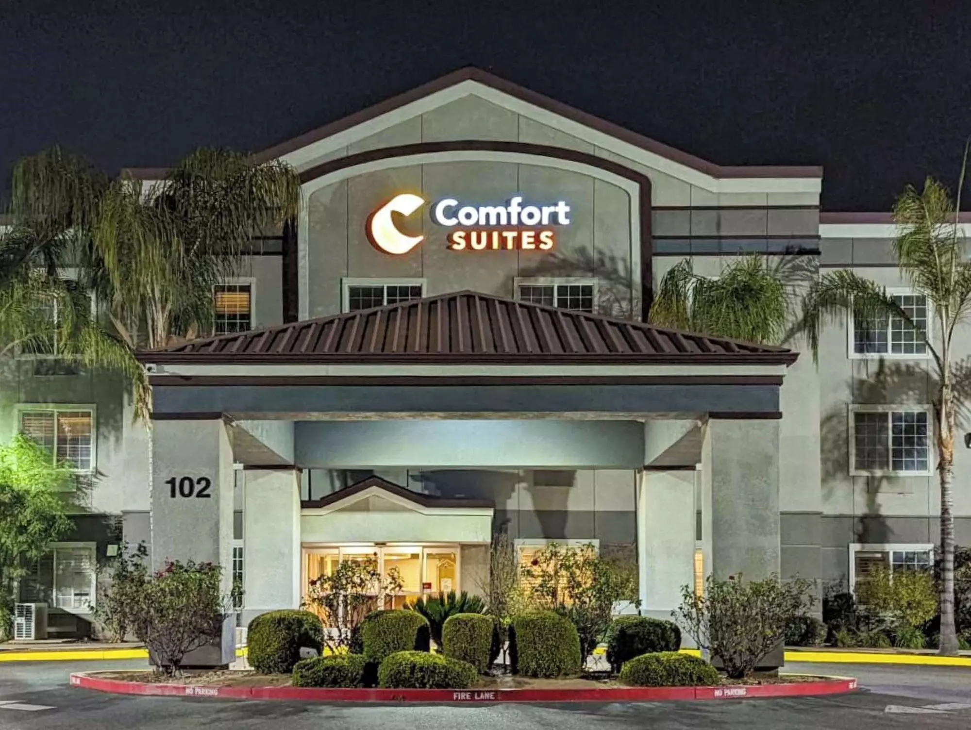 Comfort Suites Fresno River Park - Primary Image