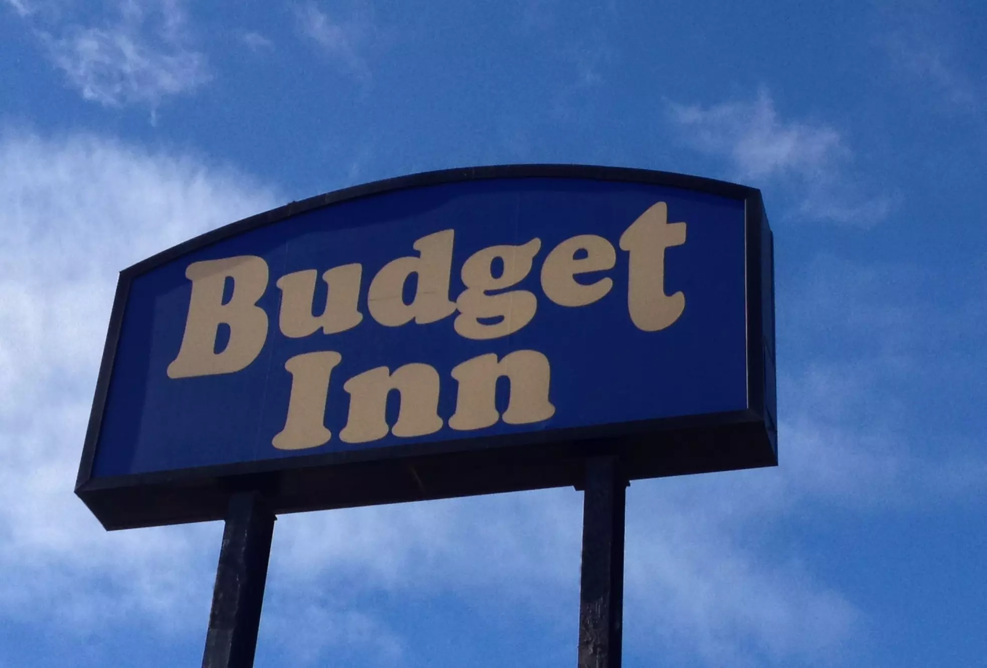 Budget Inn - Primary Image