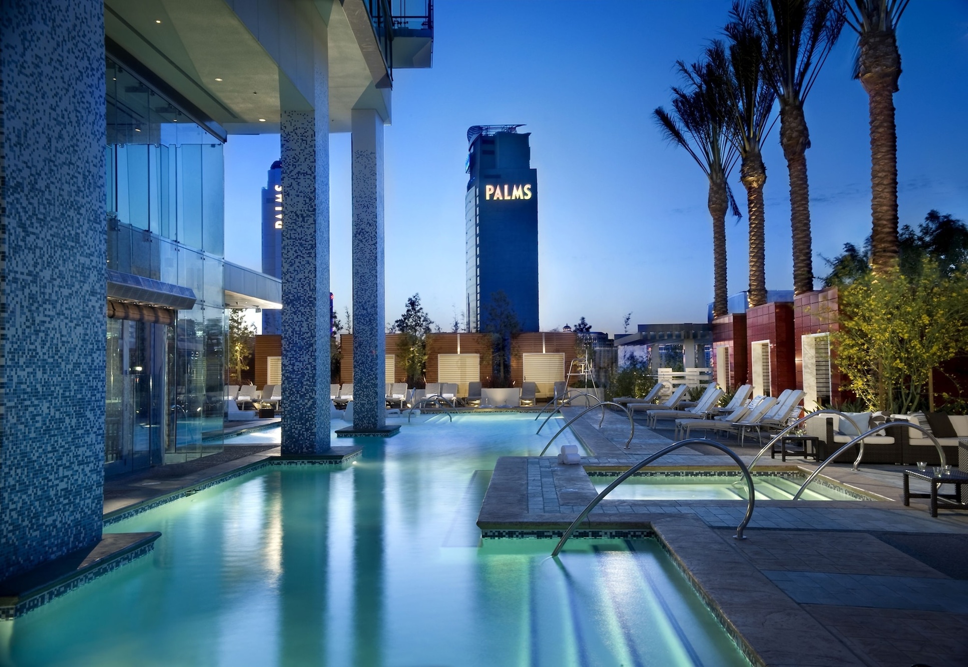 Palms Place