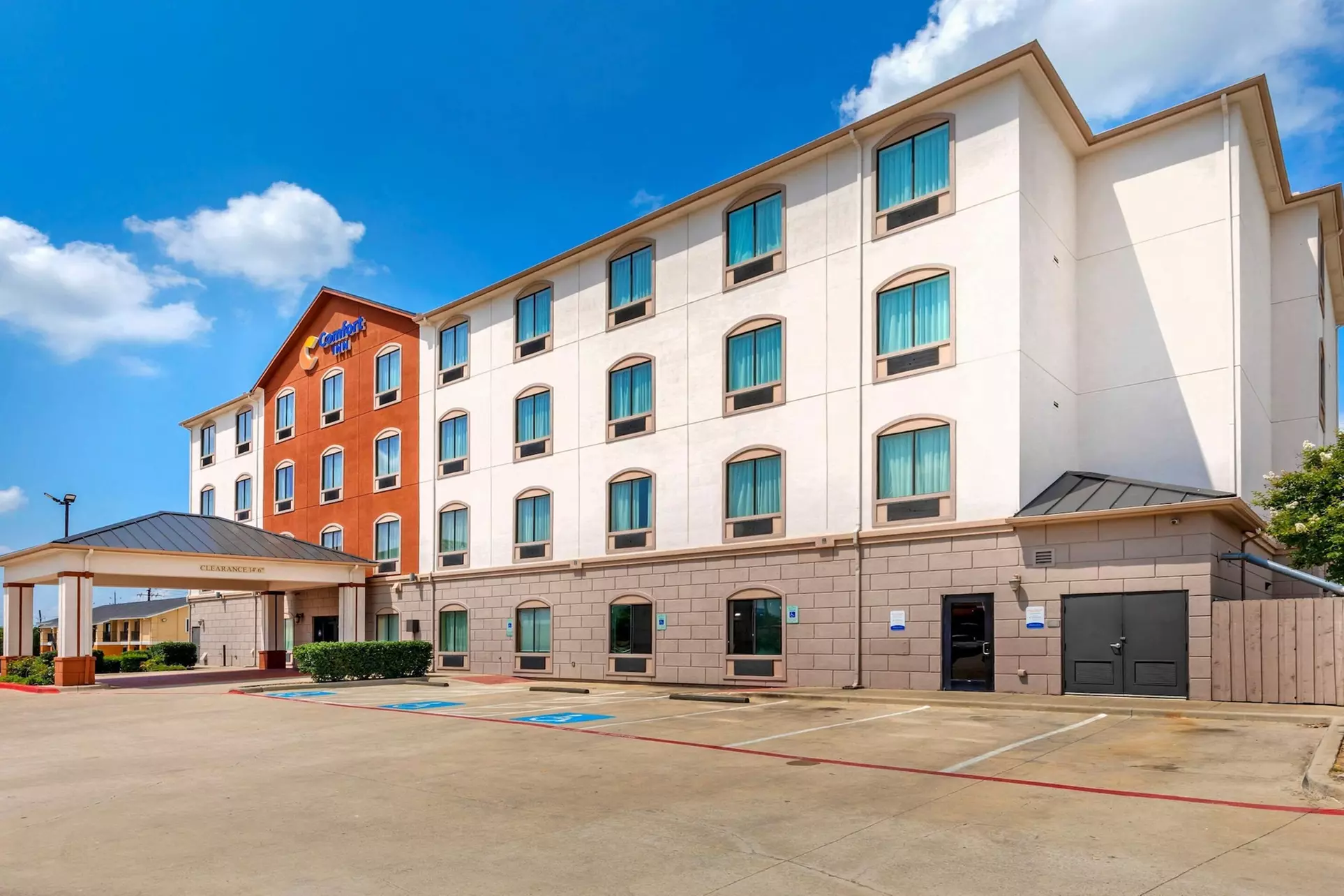 Comfort Inn Near UNT - Primary Image