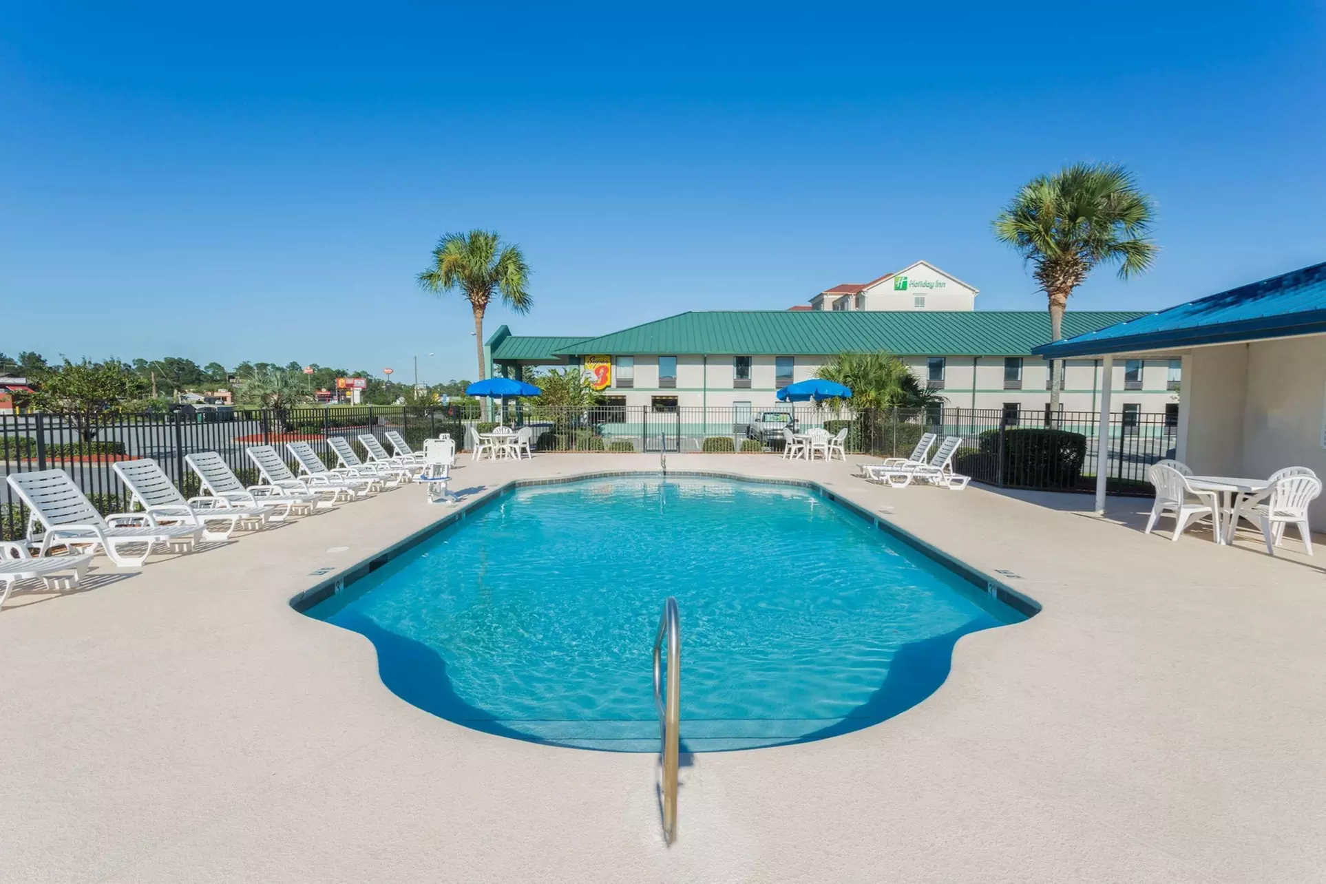 Super 8 by Wyndham Valdosta GA I-75 - Primary Image