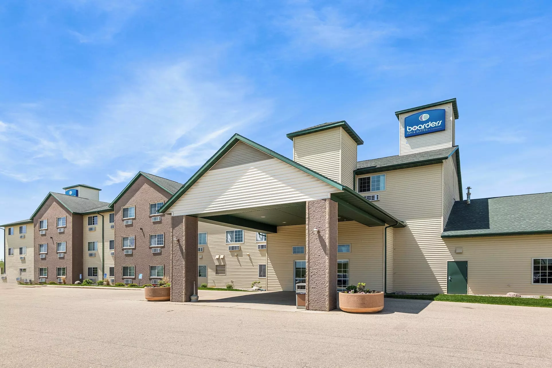 Boarders Inn & Suites by Cobblestone Hotels - Shawano - Primary Image