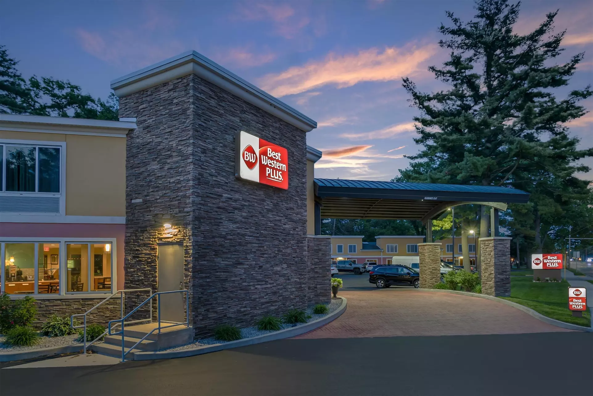 Best Western Plus Traverse City - Primary Image