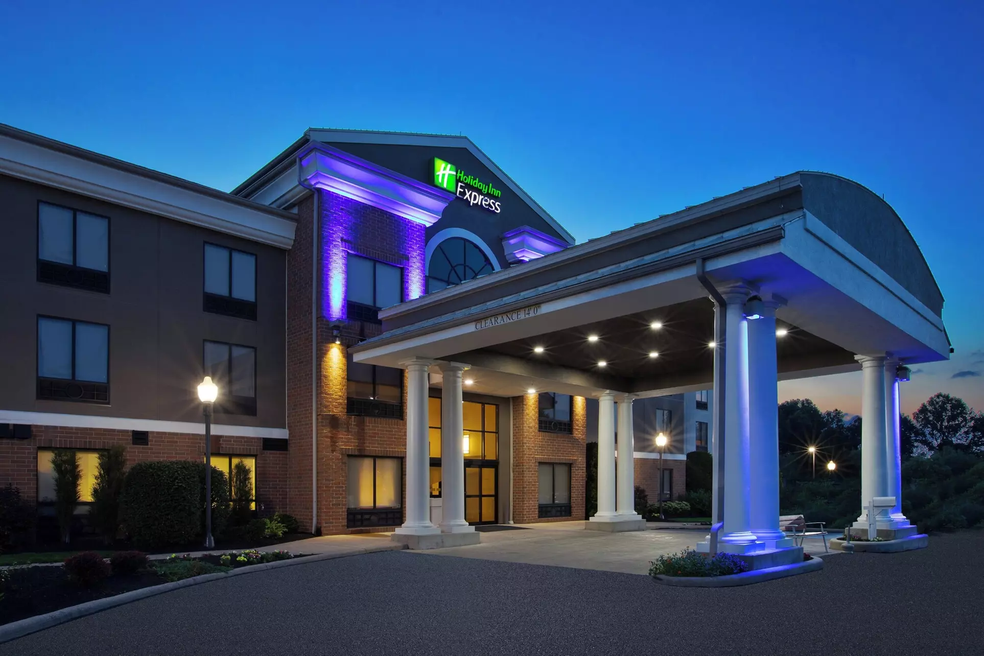 Holiday Inn Express & Suites Kent - University Area by IHG - Primary Image