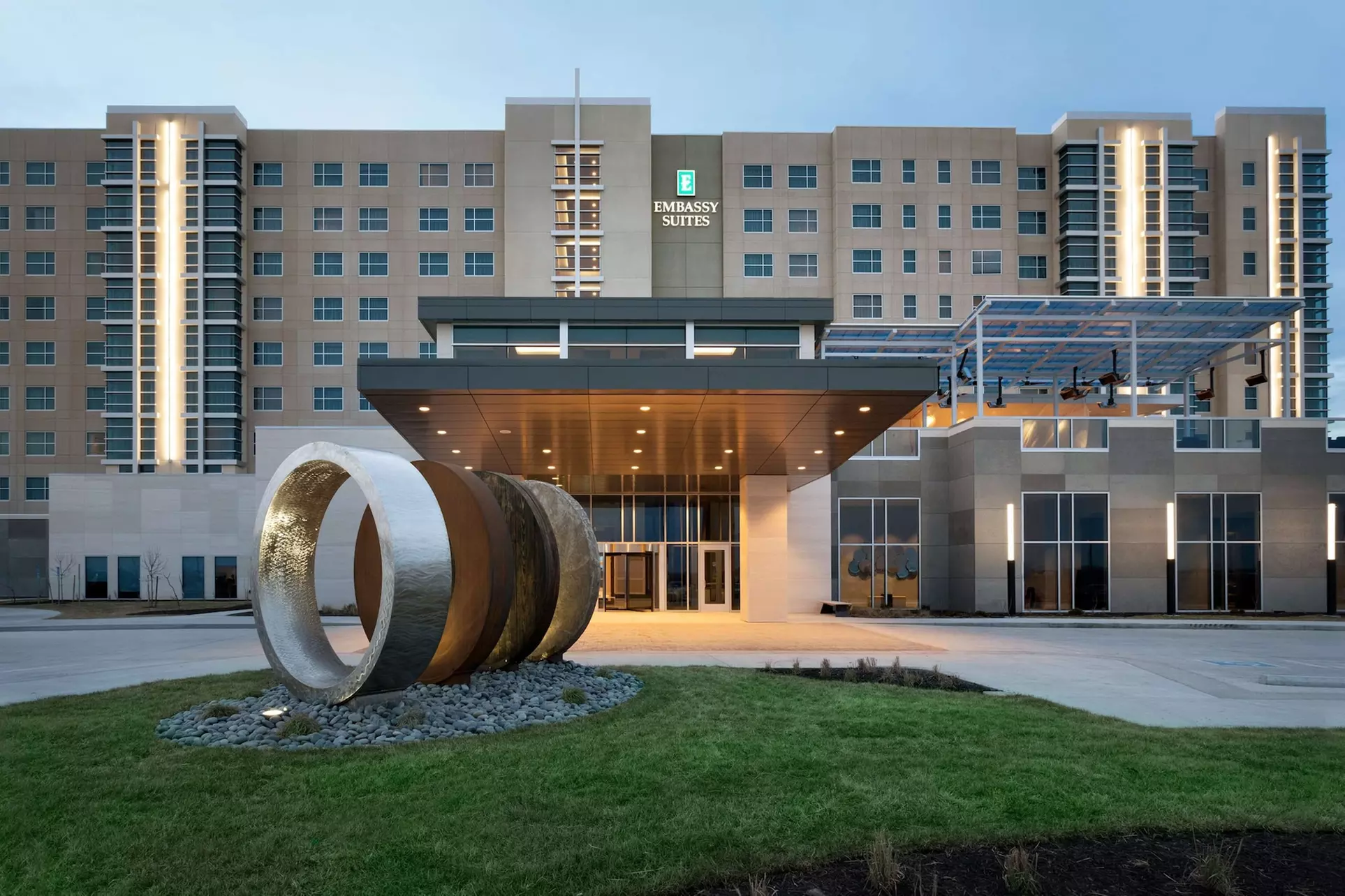 Embassy Suites by Hilton Kansas City Olathe - Primary Image