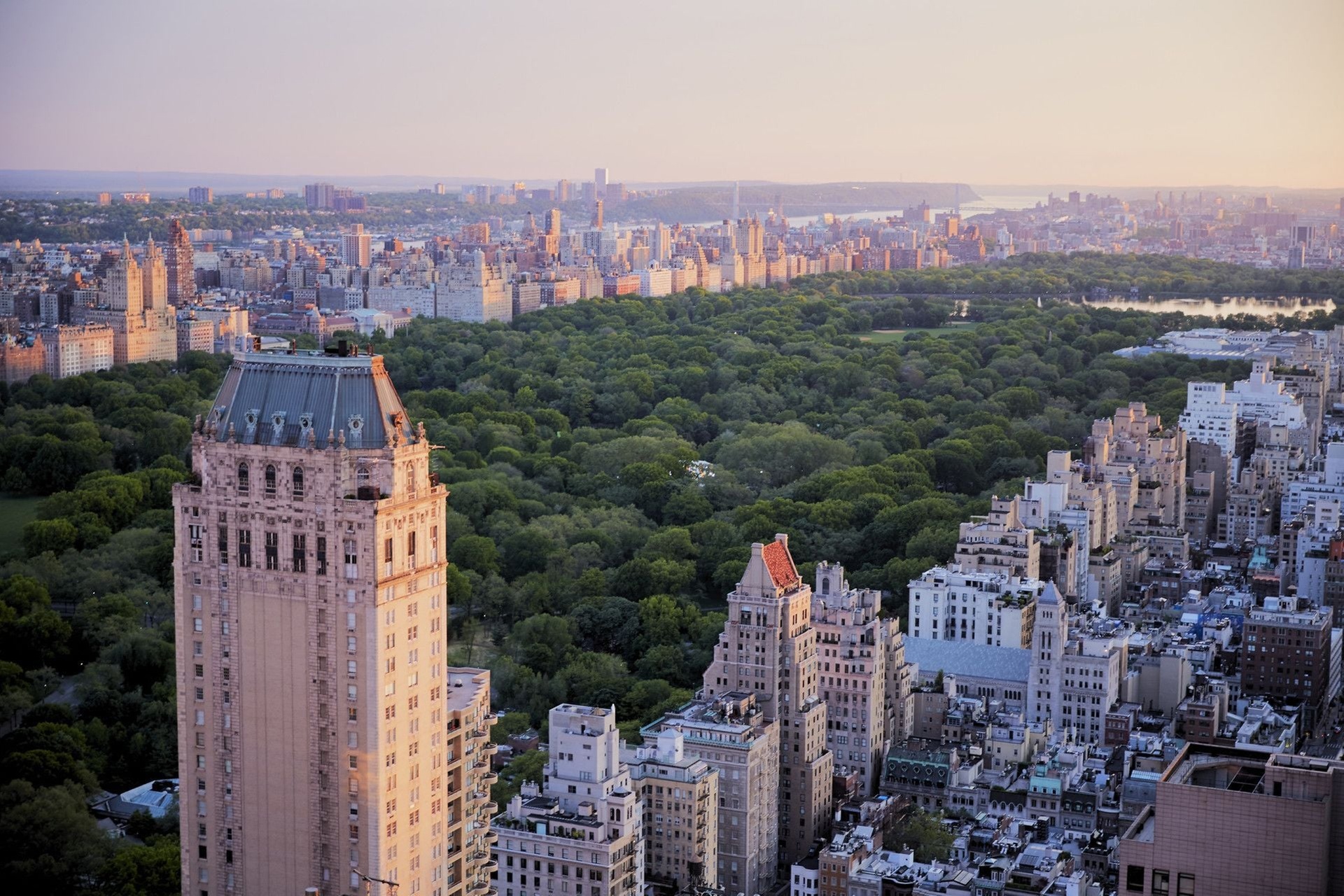 Four Seasons Hotel New York
