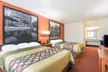 Super 8 by Wyndham San Antonio at I-10 - Second Medium