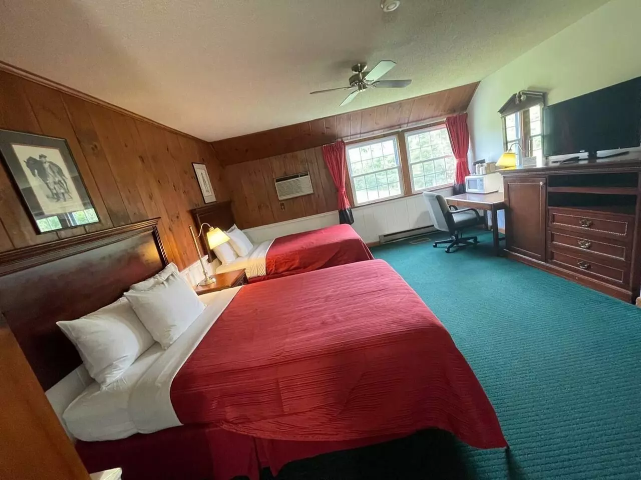 Stonybrook Motel & Lodge - Primary Image