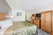 Econo Lodge - Second Medium