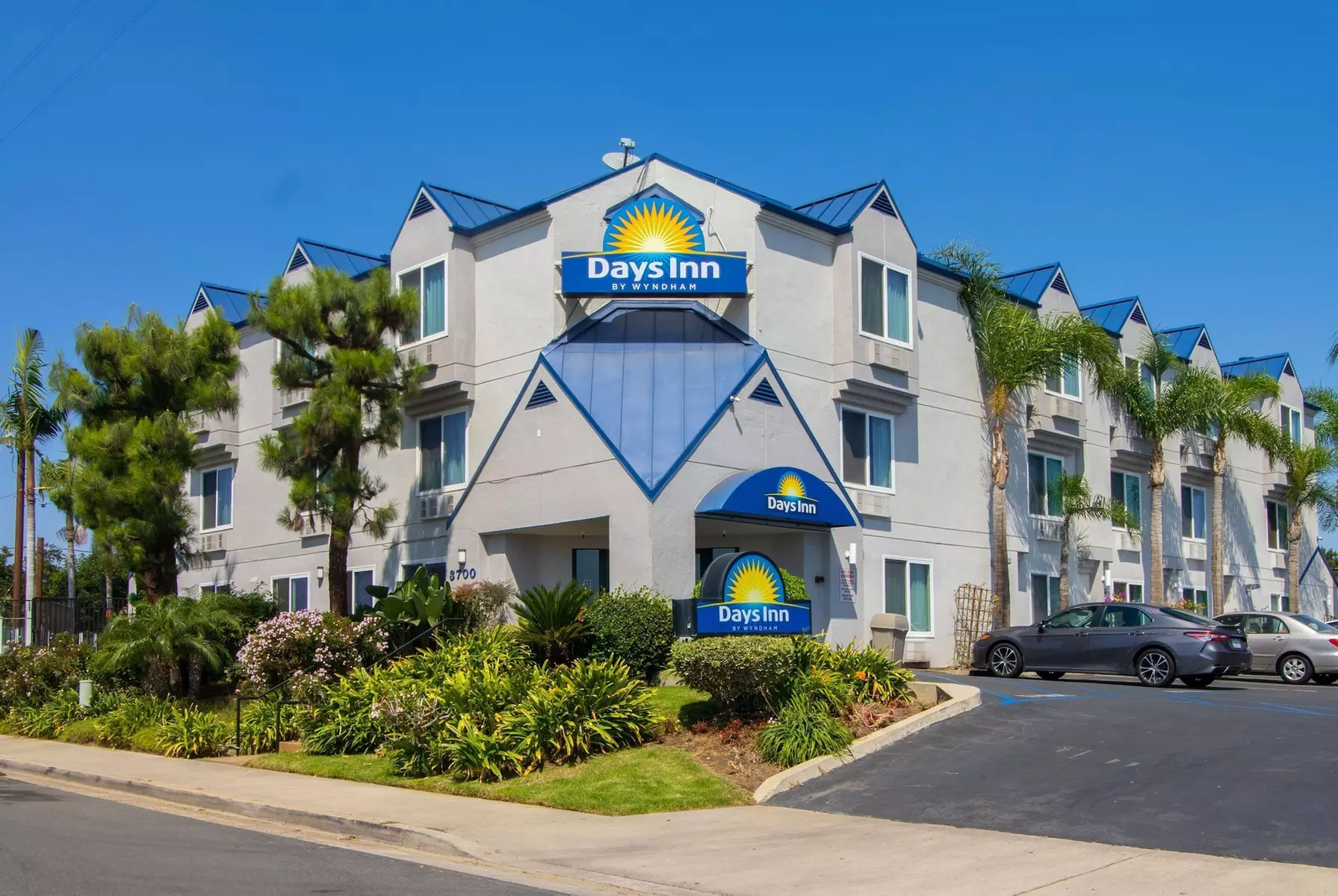 Days Inn by Wyndham Carlsbad | Groupon