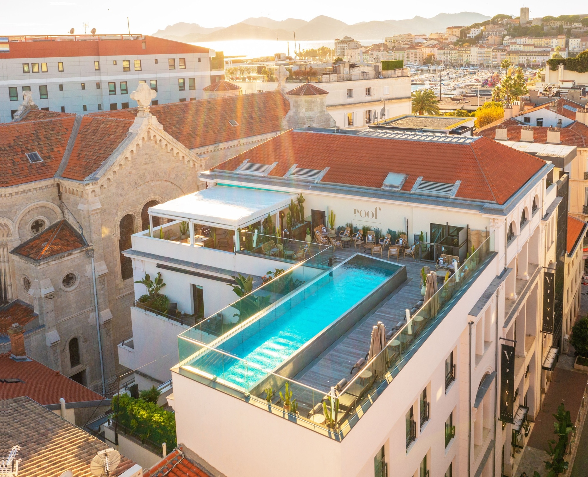Five Seas by Inwood Hotels