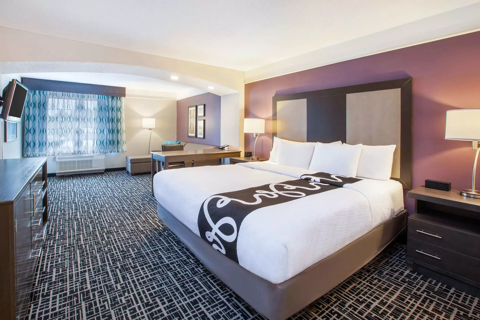 La Quinta Inn & Suites by Wyndham Cincinnati Airpt Florence - Primary Image