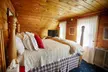 Gold Mountain Manor Bed and Breakfast - Second Medium