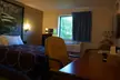 Super 8 by Wyndham Delmont - Second Medium