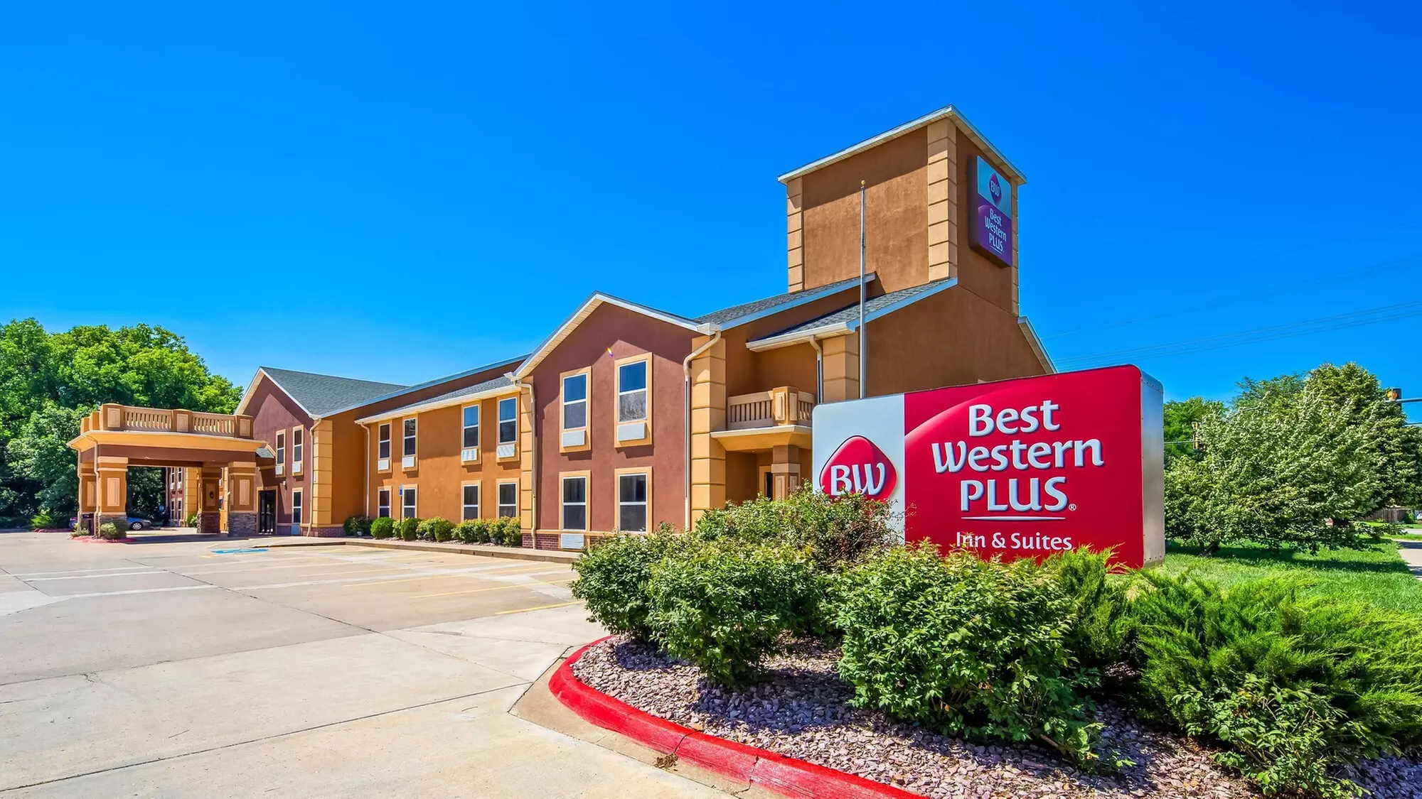 Best Western Plus Midwest Inn & Suites - Primary Image