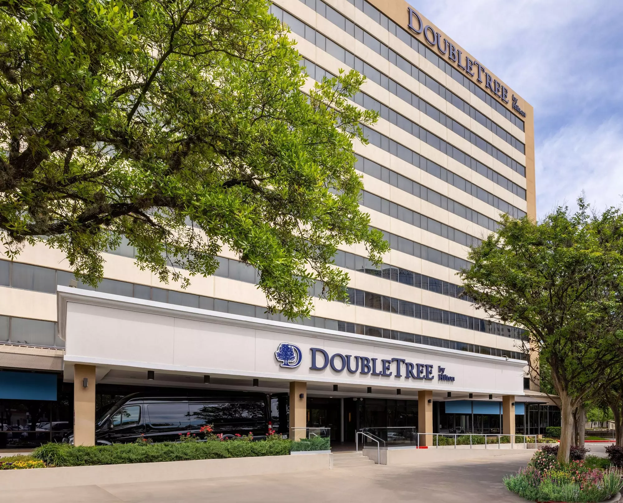 DoubleTree by Hilton Houston Medical Center Hotel & Suites - Primary Image