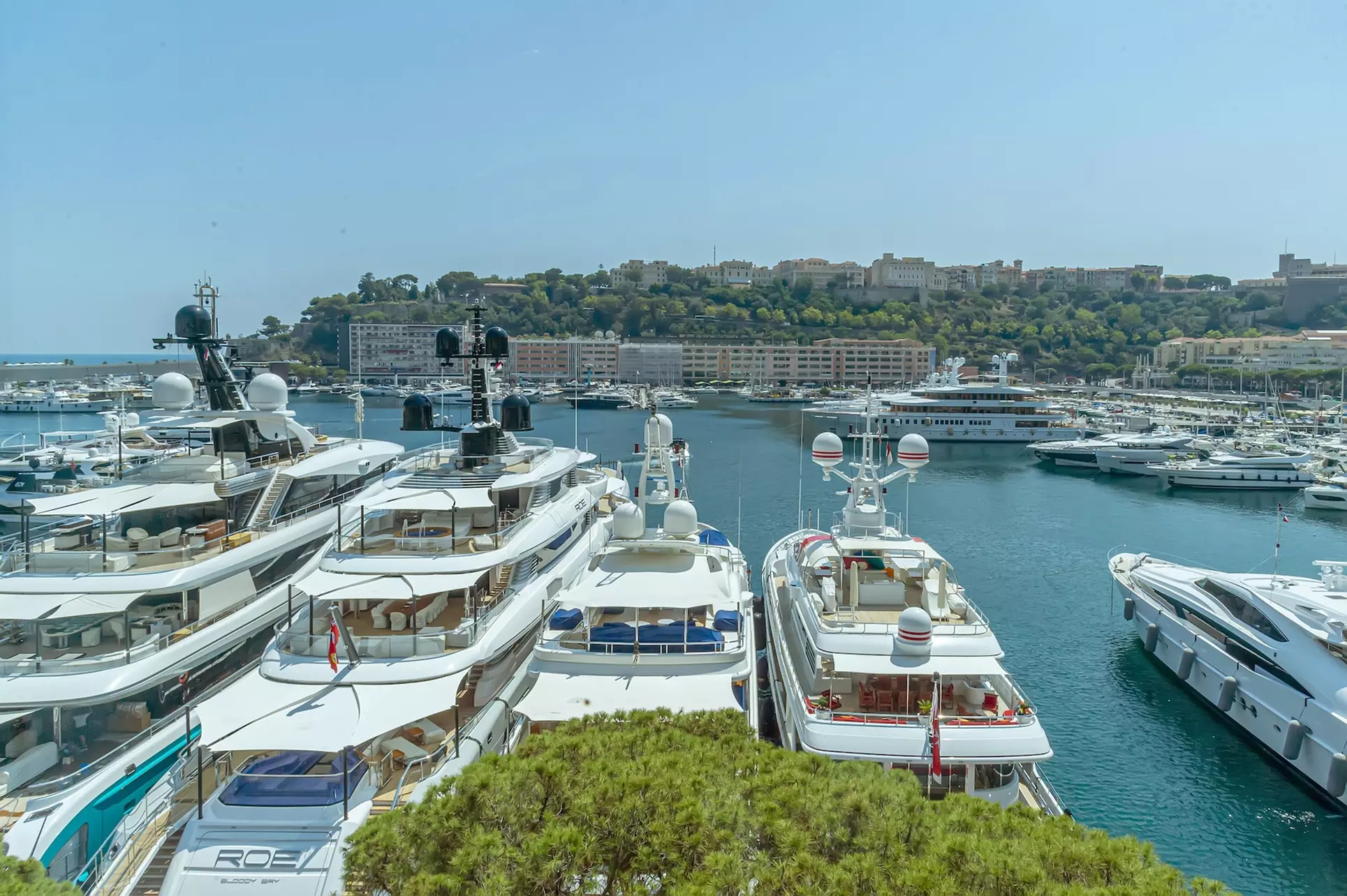 Hotel Port Palace - Primary Image
