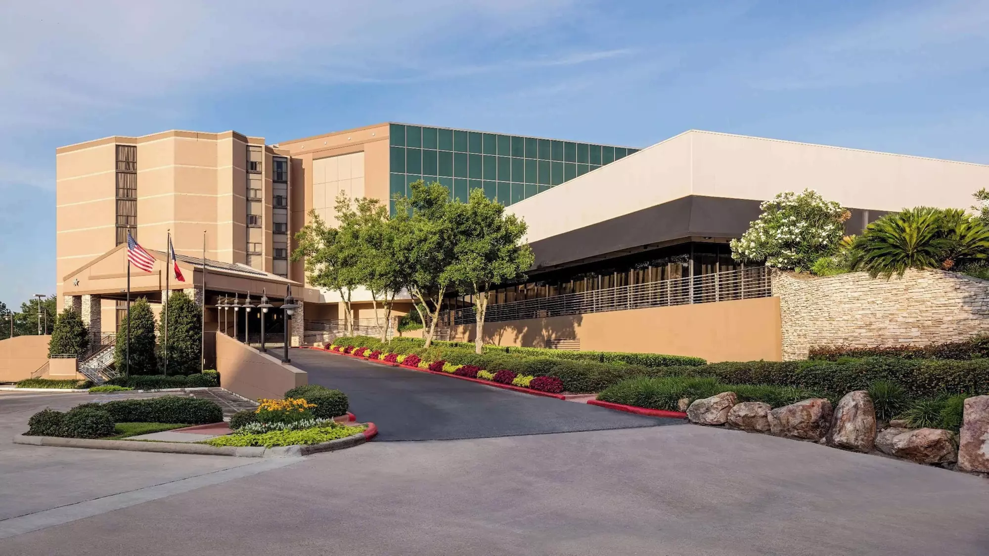Sonesta Hotel Houston IAH Airport - Primary Image