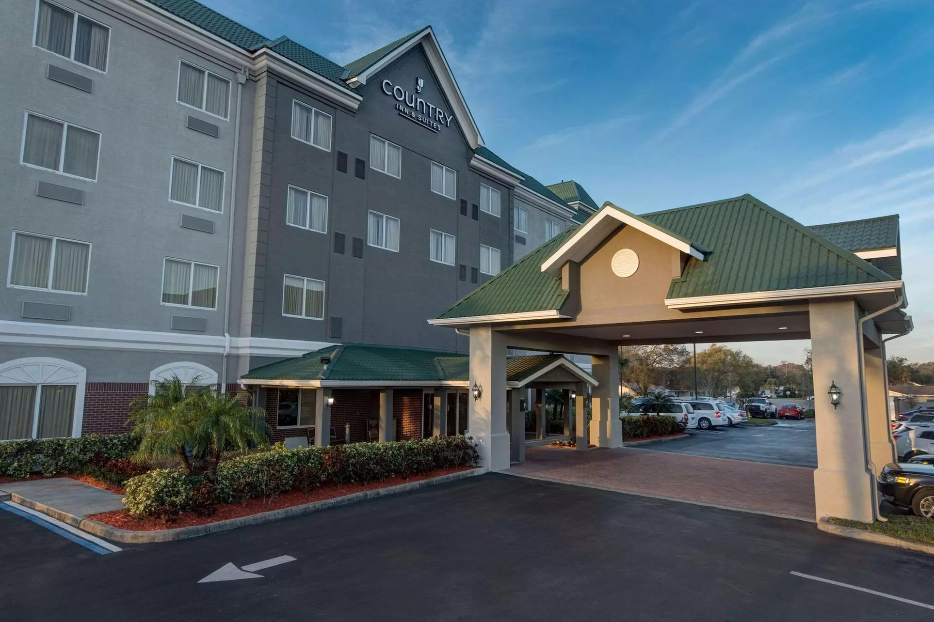 Country Inn & Suites by Radisson, St. Petersburg - Clearwater, FL - Primary Image