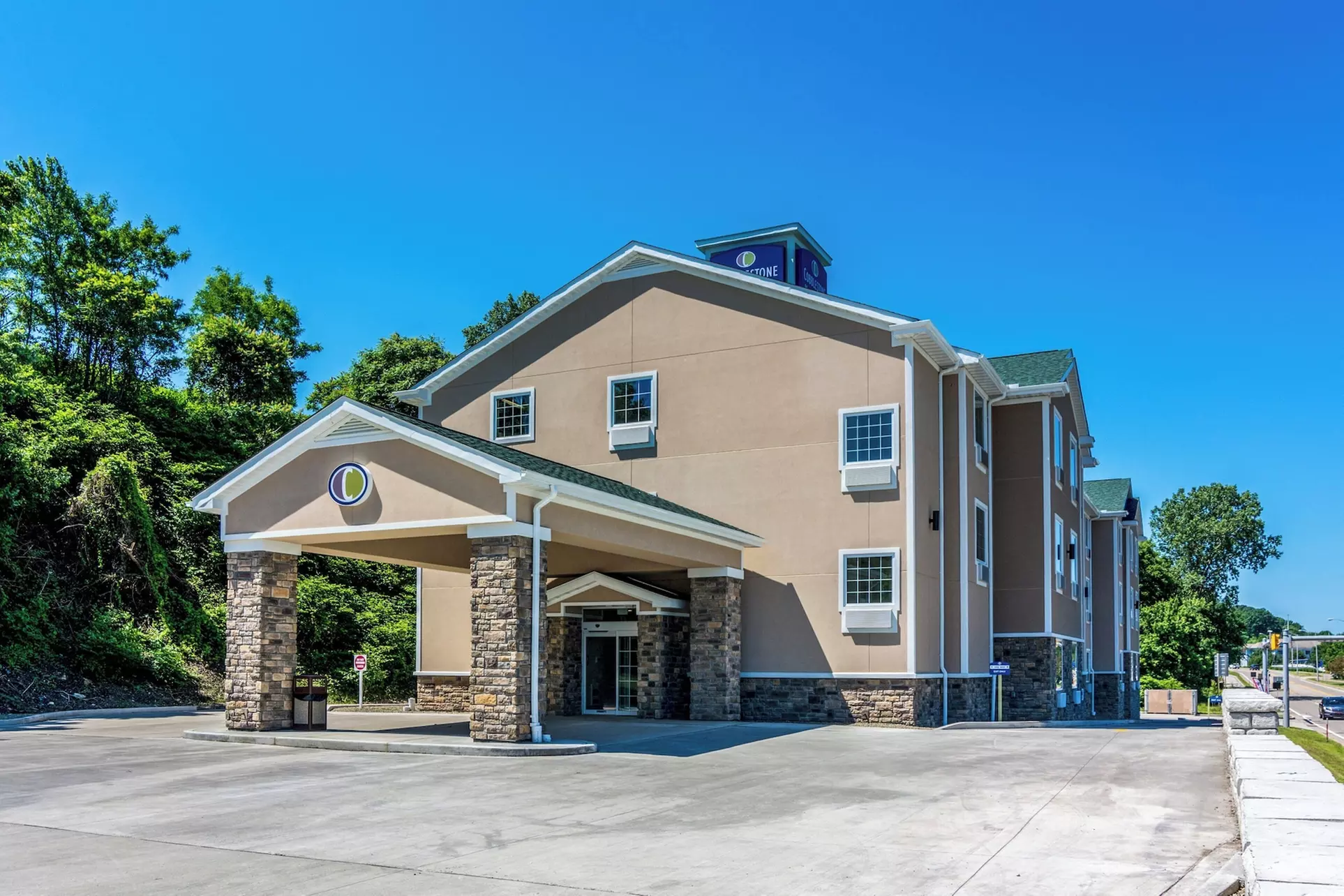 Cobblestone Hotel & Suites - Erie - Primary Image