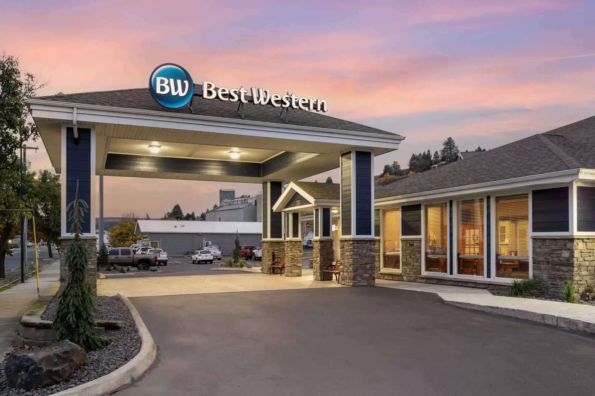 Best Western Wheatland Inn - Primary Image