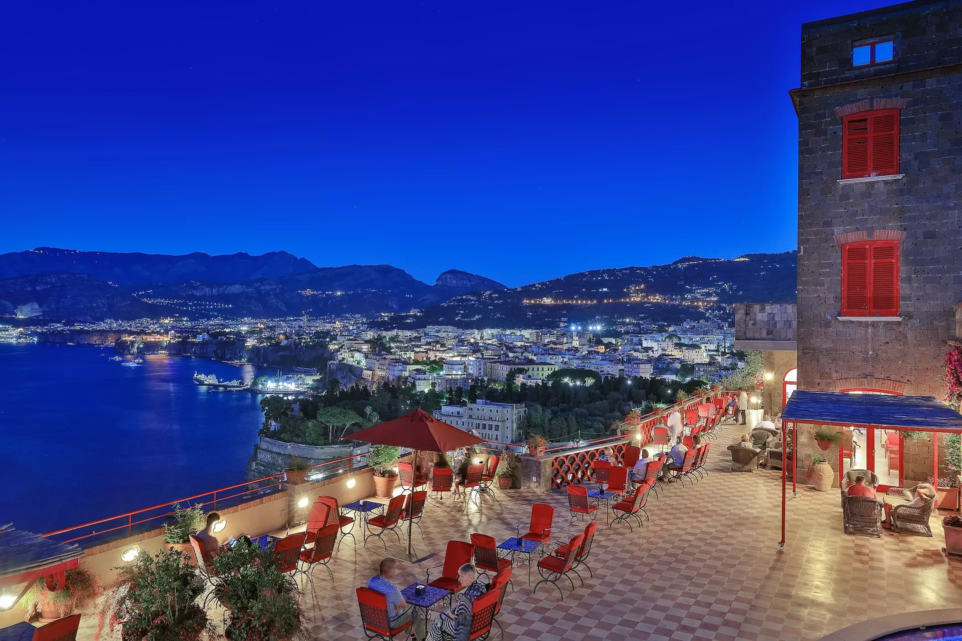 Hotel Minerva - Primary Image