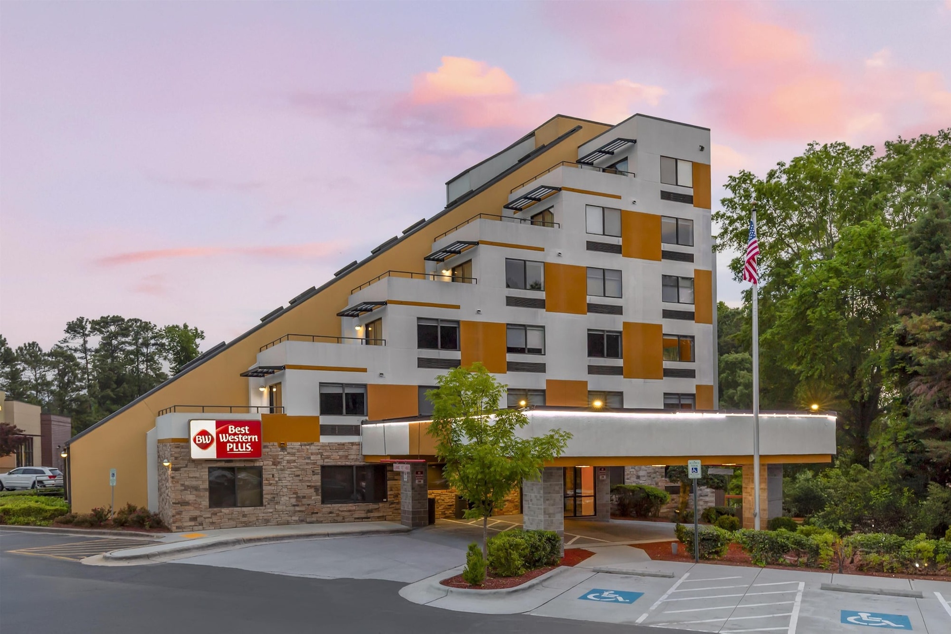 Best Western Plus Raleigh Crabtree Valley Hotel