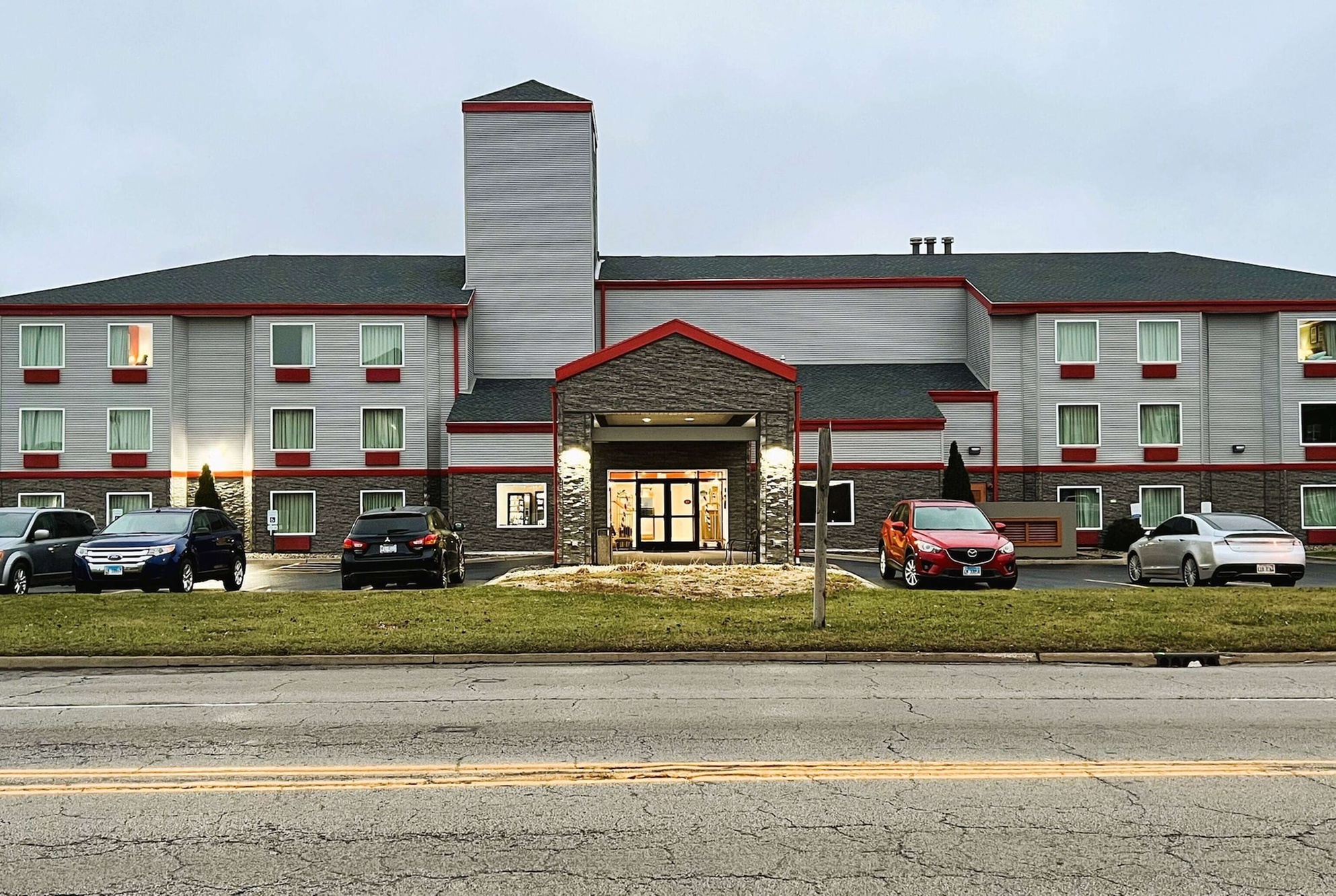 Howard Johnson by Wyndham Urbana
