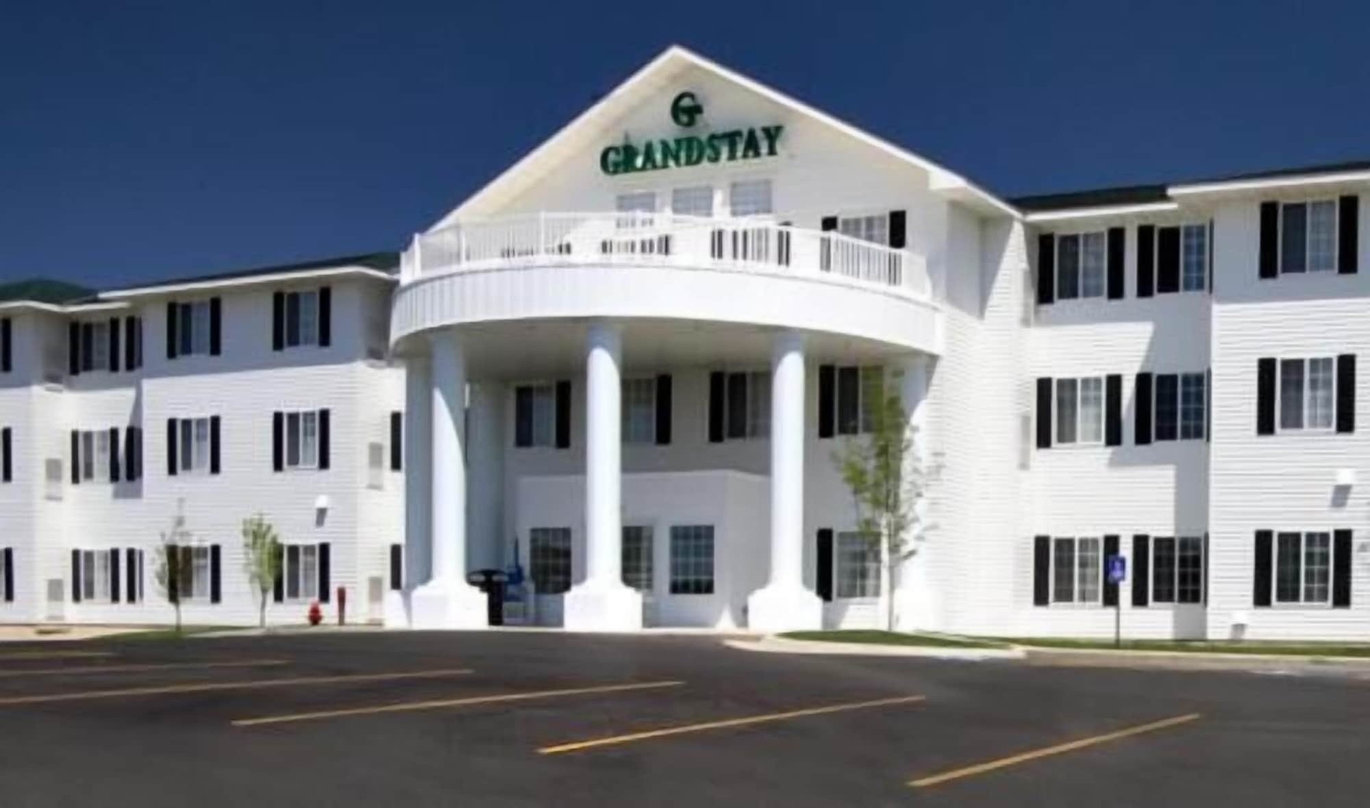 GrandStay Residential Suites - Rapid City