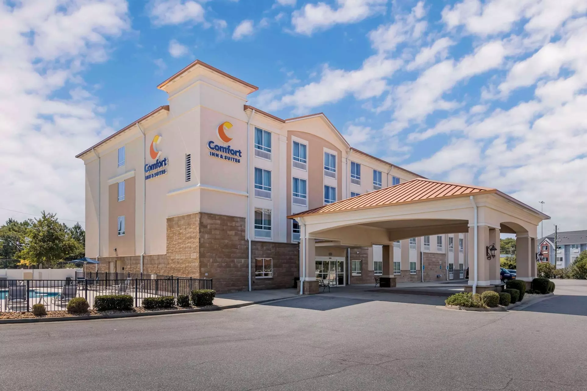 Comfort Inn & Suites - Primary Image