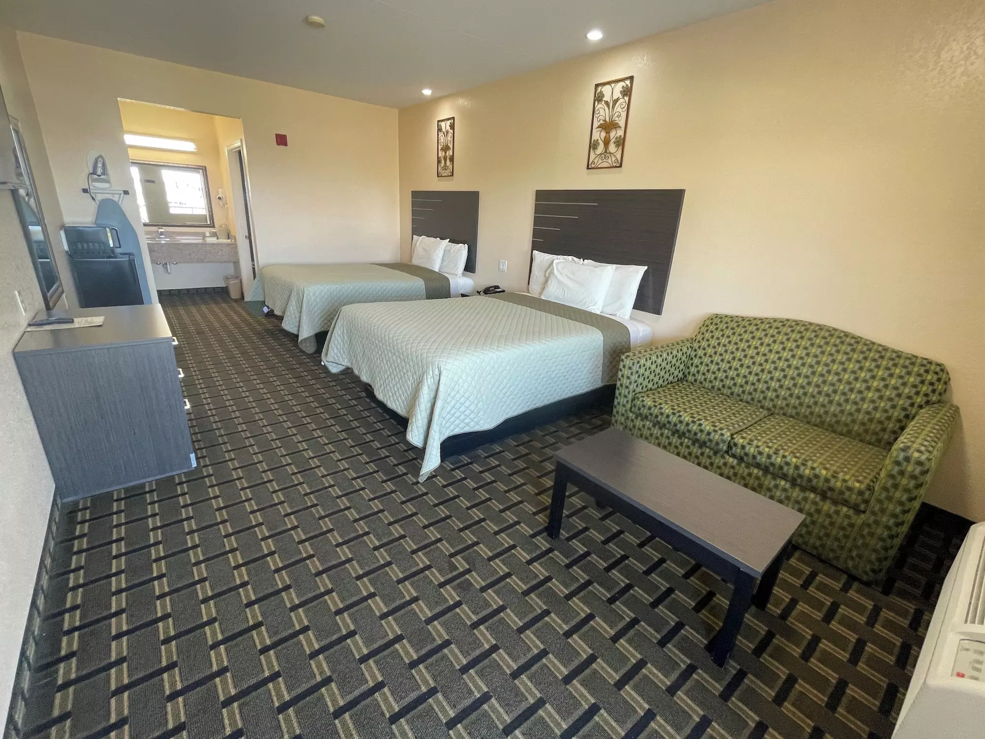 Homegate Inn and Suites - Primary Image
