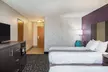 La Quinta Inn & Suites by Wyndham Pontoon Beach - Second Medium