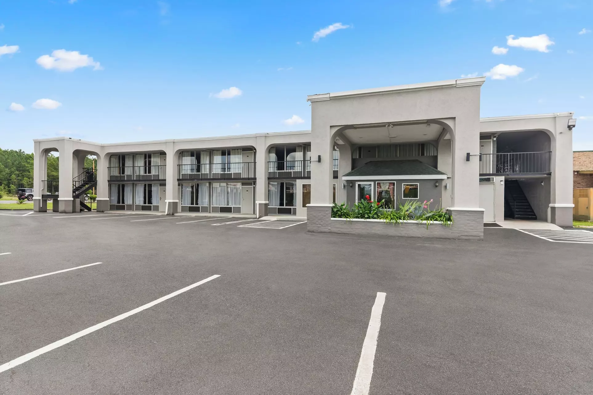 Econo Lodge Andalusia - Primary Image