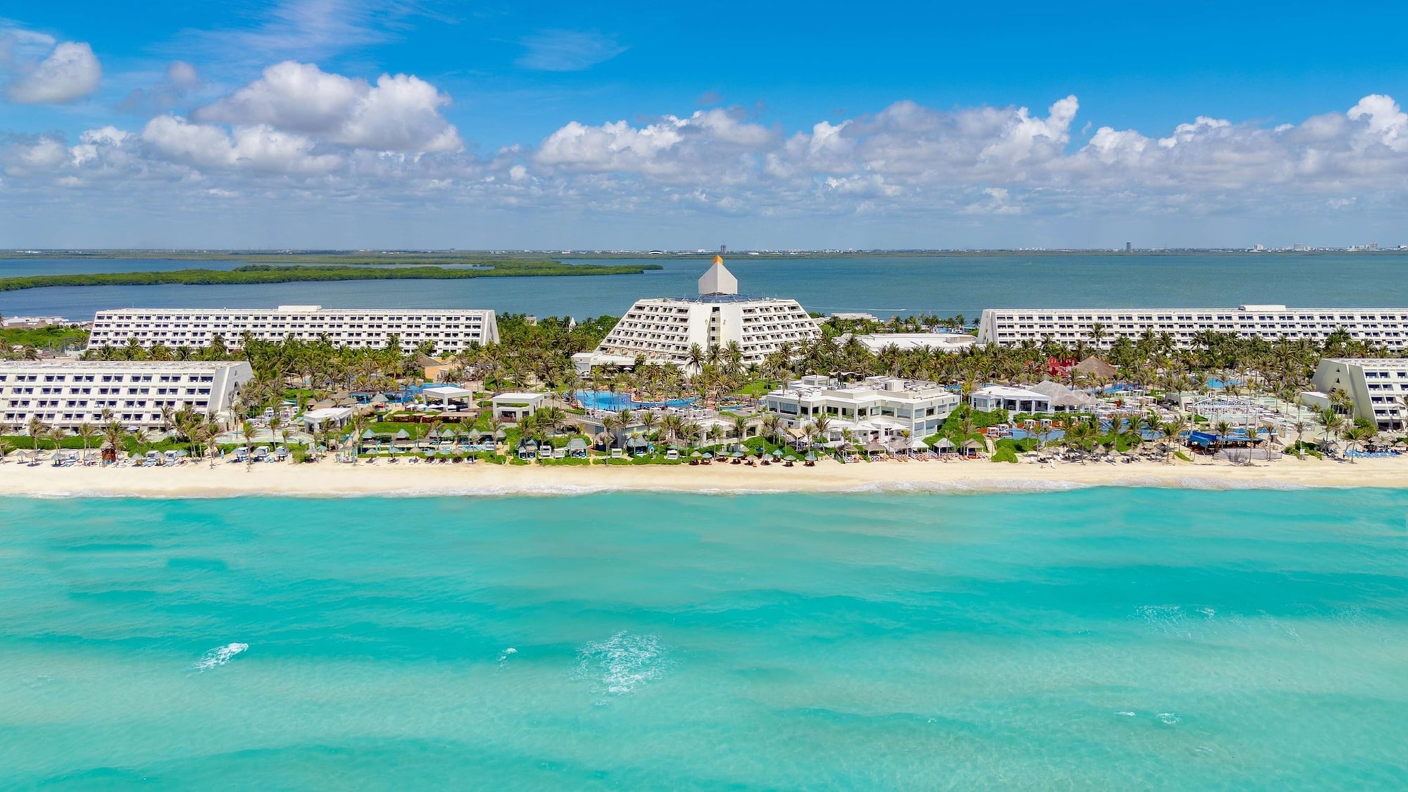 The Pyramid Cancun By Oasis - All Inclusive